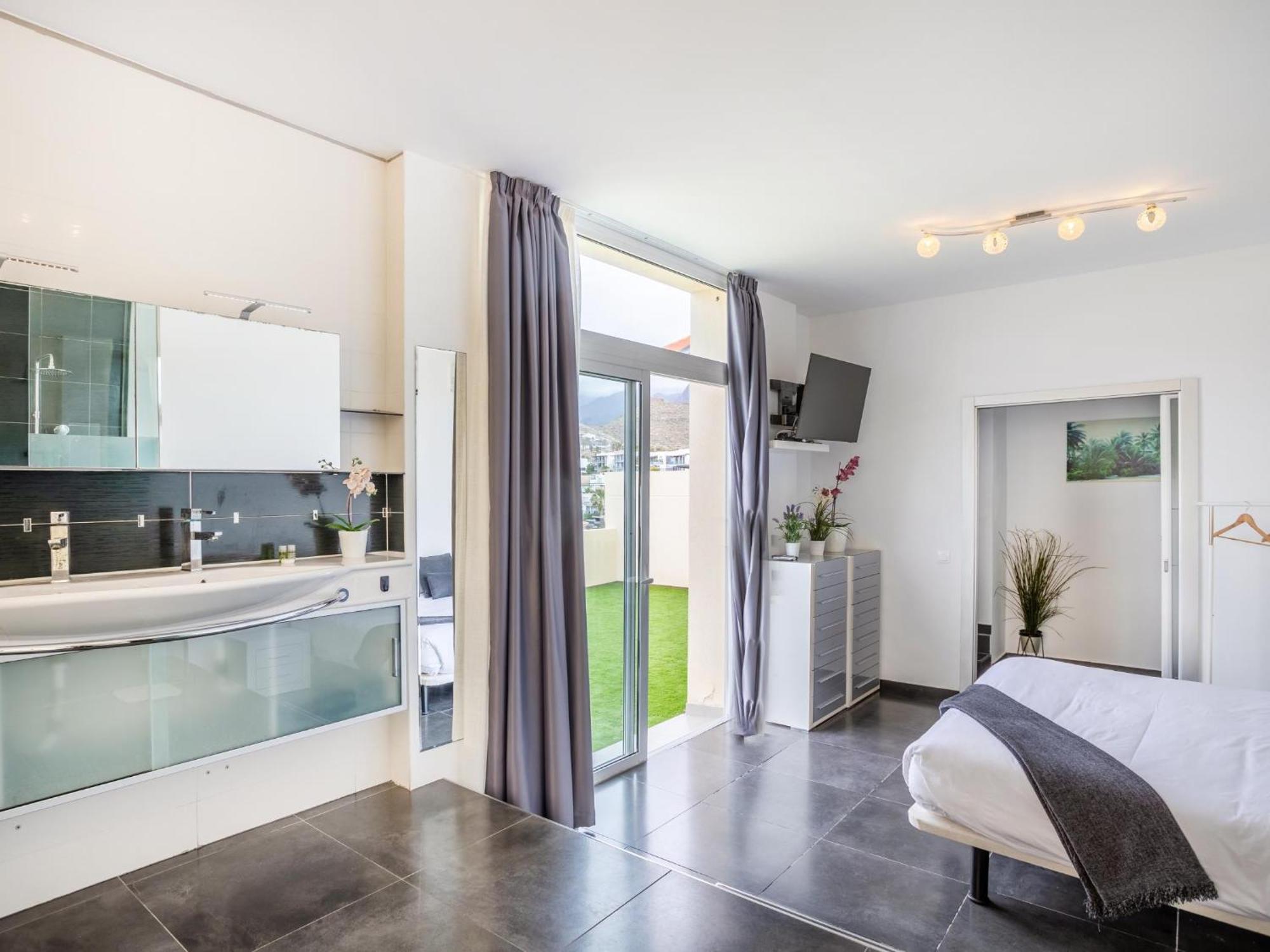 Villa Olbia Charming Dreamview With Jacuzzi Costa Adeje  Esterno foto